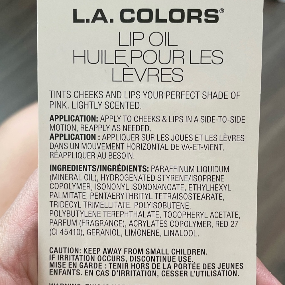 LA Colors Cheeky & Peachy Lip Oil Color peachy pink - NWT - Picture 2 of 3